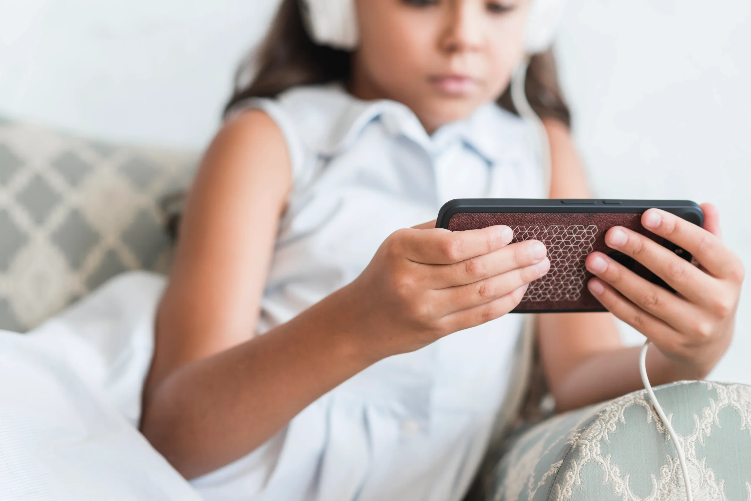 Diplomado en Intervención Clínica en Adicción a Redes Sociales y Videojuegos